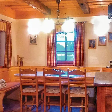 Three-bedroom In * Gradac