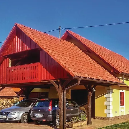Lovely Home In Gradac With Wifi *
