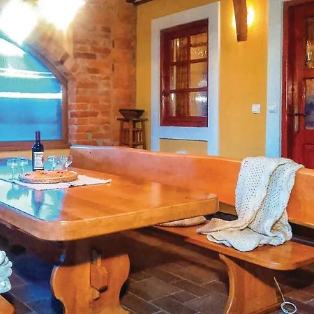 Vakantiehuis Three-bedroom In *